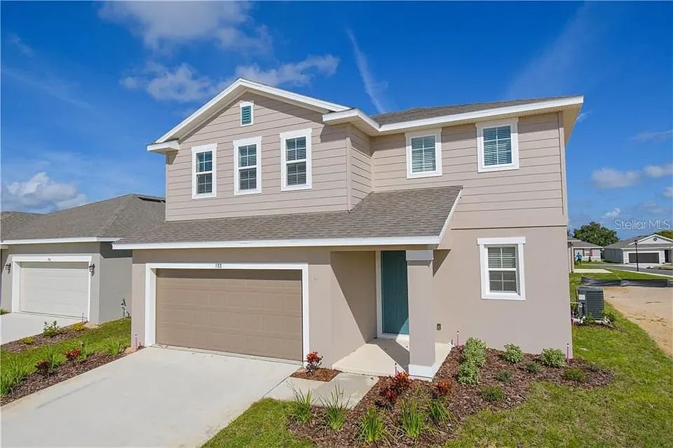 Exterior of 588 Lake Smart Blvd